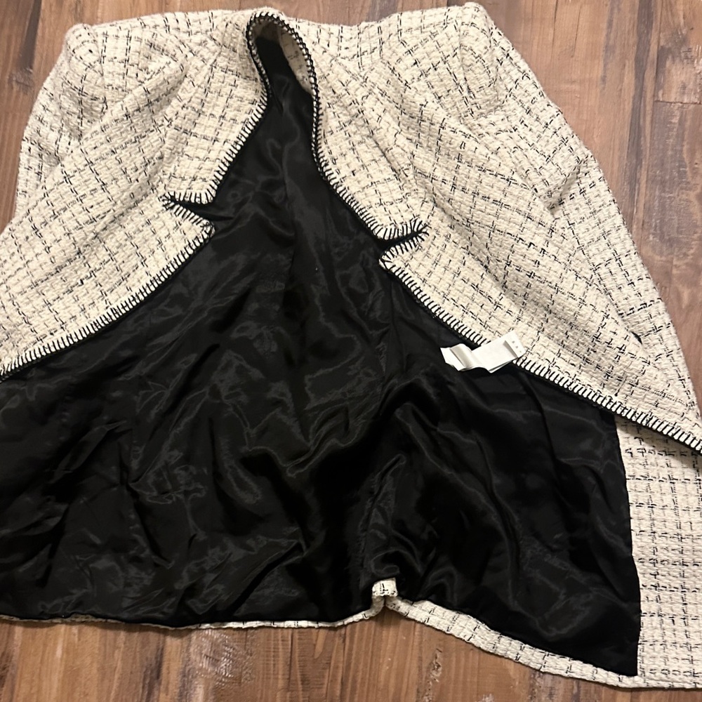 ZARA WOMAN NWT DOUBLE BREASTED TEXTURED WEAVE JACKET ECRU BLACK - Picture 3 of 7
